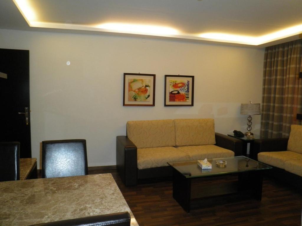 Granada Suites Hotel Амман Номер фото