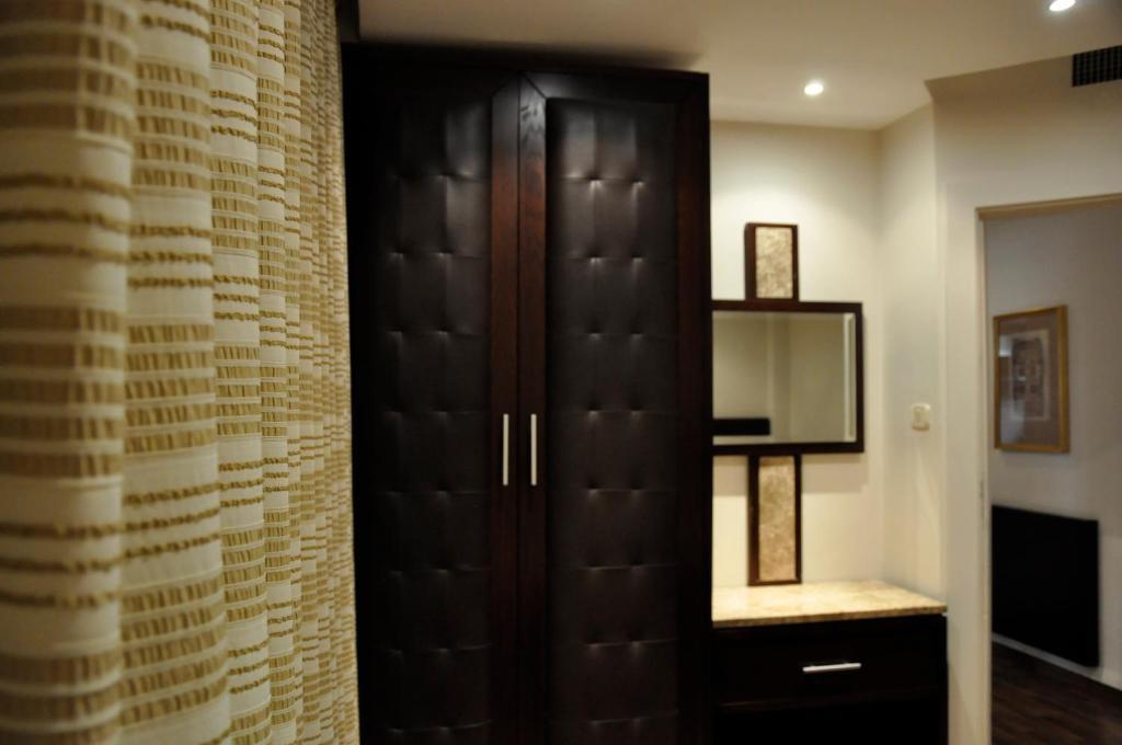 Granada Suites Hotel Амман Экстерьер фото